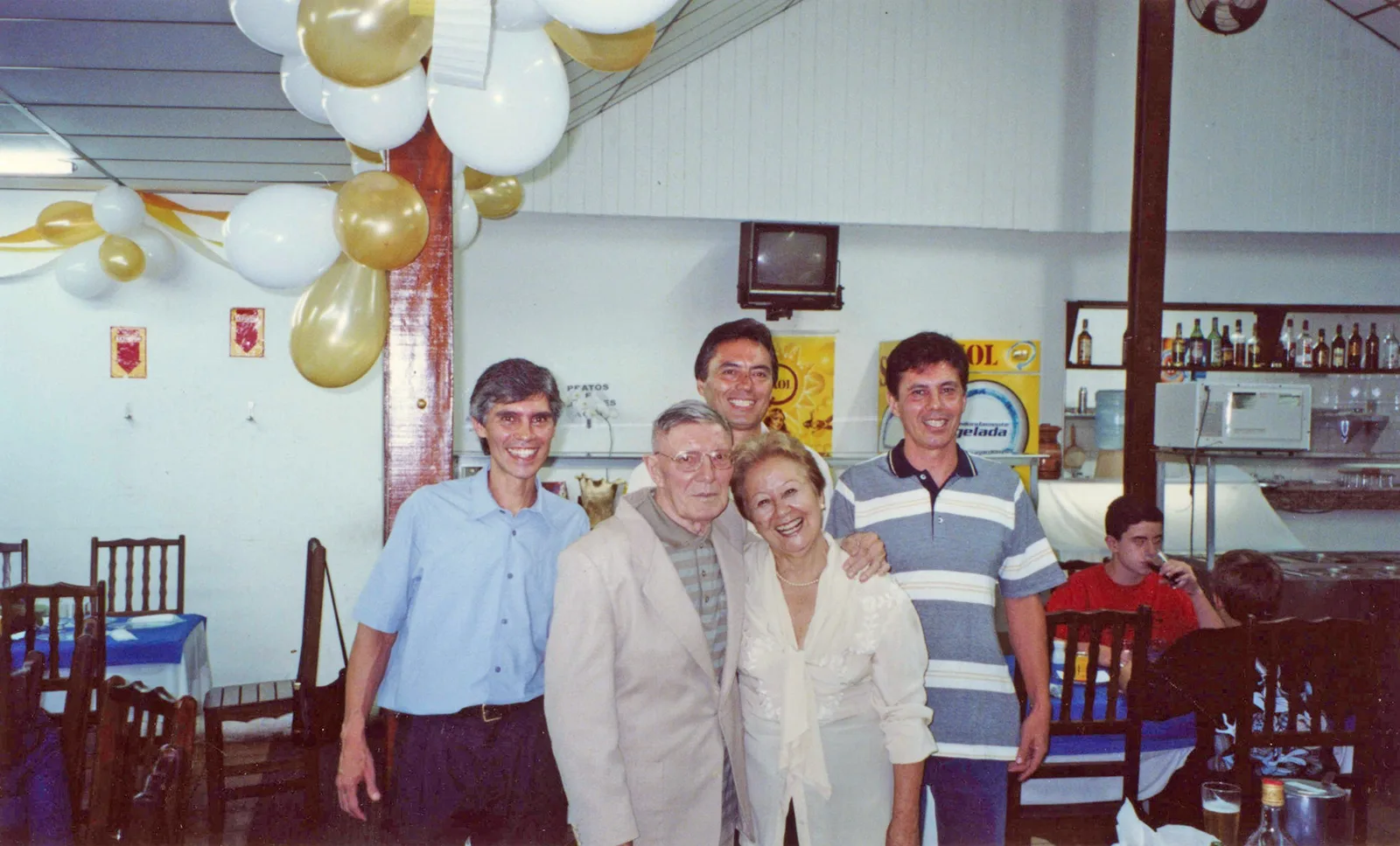 Comemoração dos 50 anos de casados, 2001. Adamastor, Oscar, Valter, Sacilotto e dona Helena