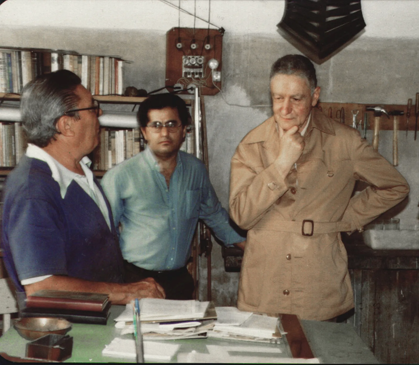 Sacilotto, Valdeir Maciel e Theon Spanudis no Ateliê Galpão, 1981