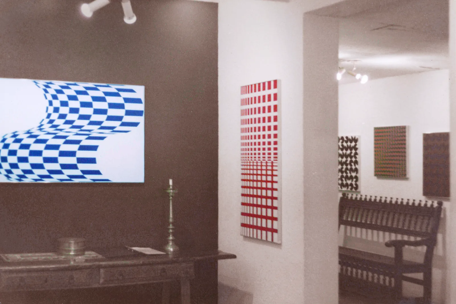 Exposição "Obras dos últimos anos" na Galeria Cosme Velho, em São Pualo, 1982