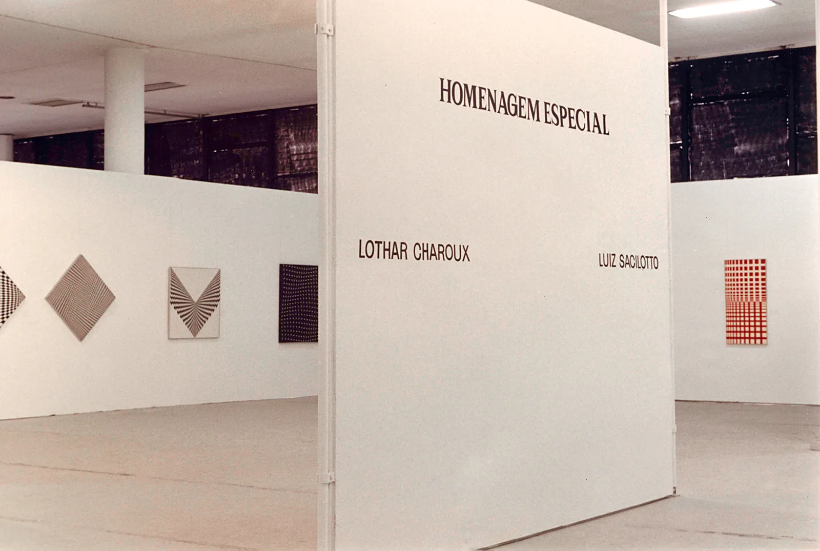 Sala especial em homenagem a Sacilotto e Lothar Charoux no "IV Salão Paulista de Arte Contemporânea", no Pavilhão da Bienal de São Paulo, 1986