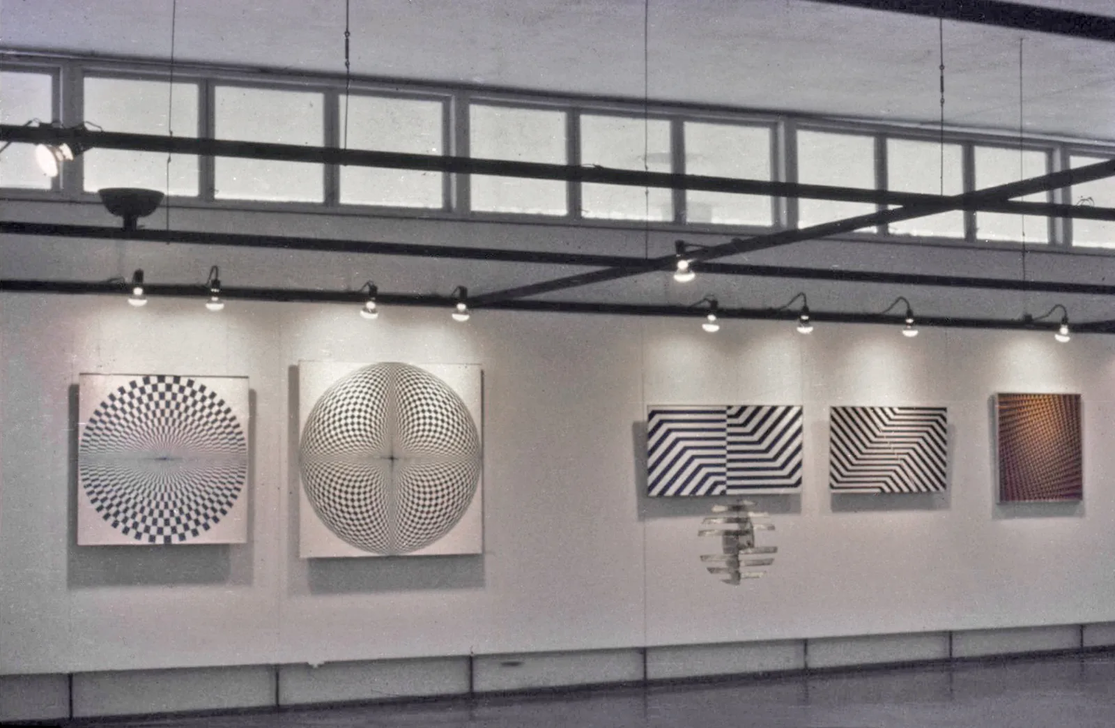 Exposição retrospectiva "Expressões e concreções", no MAM-SP, 1980