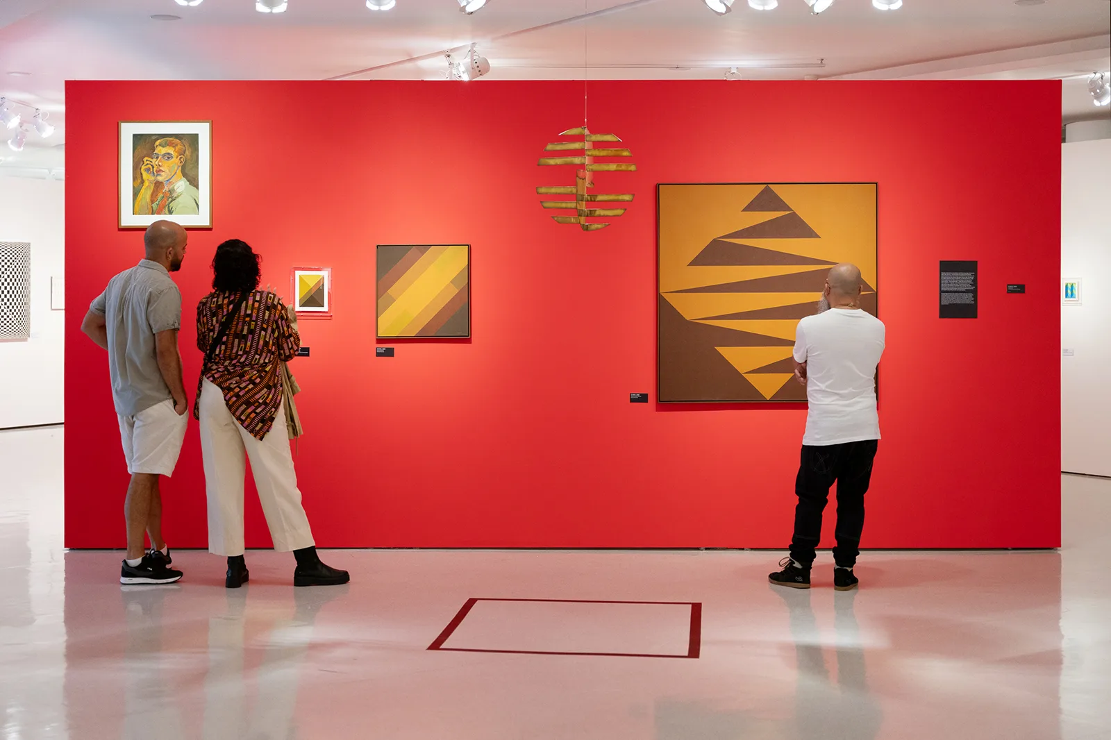 Exposição "Sacilotto Contemporâneo: cor, movimento e partilha", no MAC USP, 2024